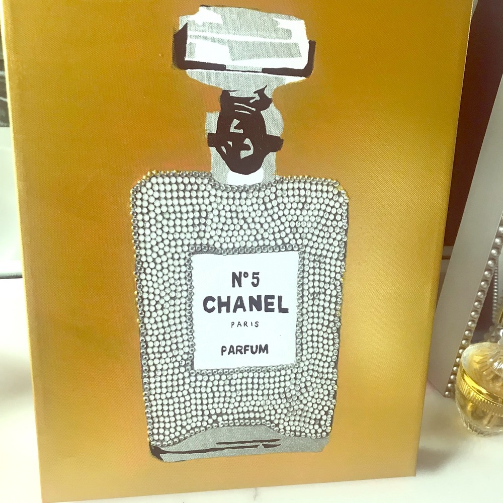 Chanel picture
